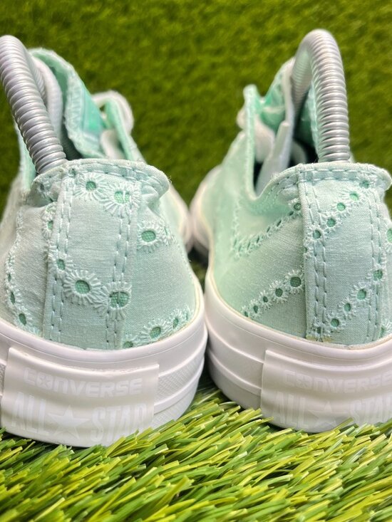 Converse Chuck Taylor All Star Womens Size 10 Green Athletic Shoes Sneakers - Picture 8 of 12